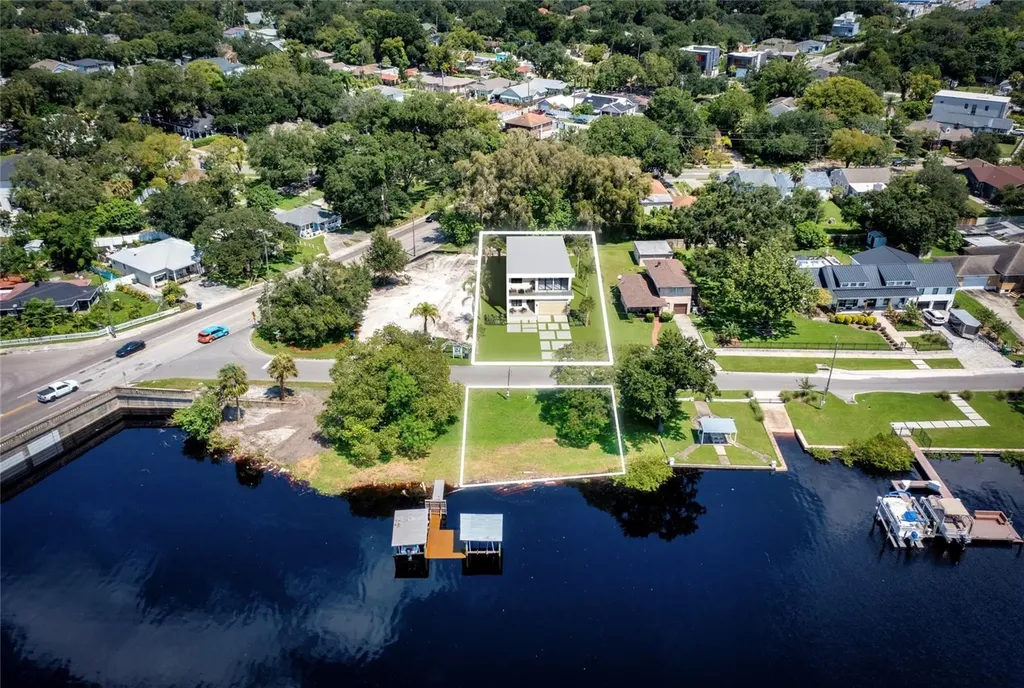 2517 Riverside Drive Tampa FL 33602