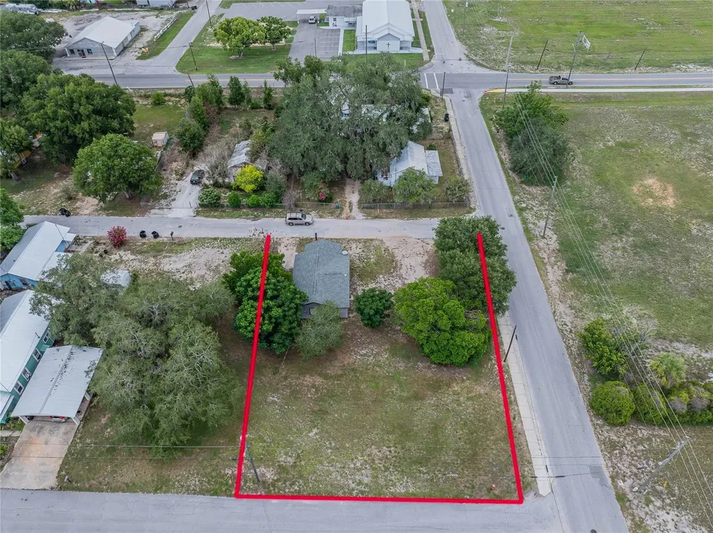 5 North Street Frostproof FL 33843