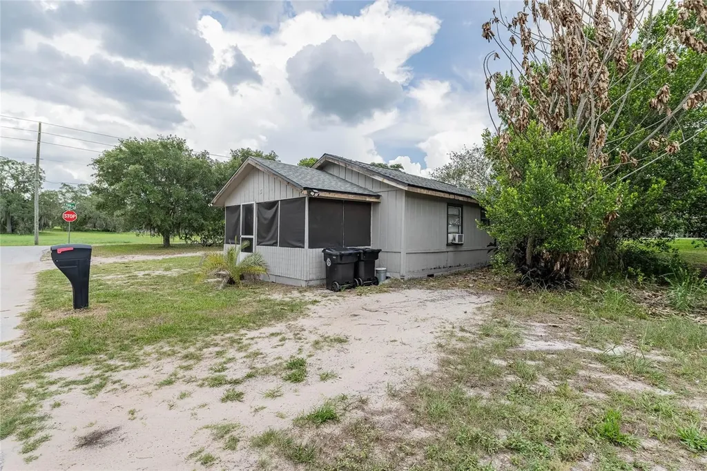 5 North Street Frostproof FL 33843