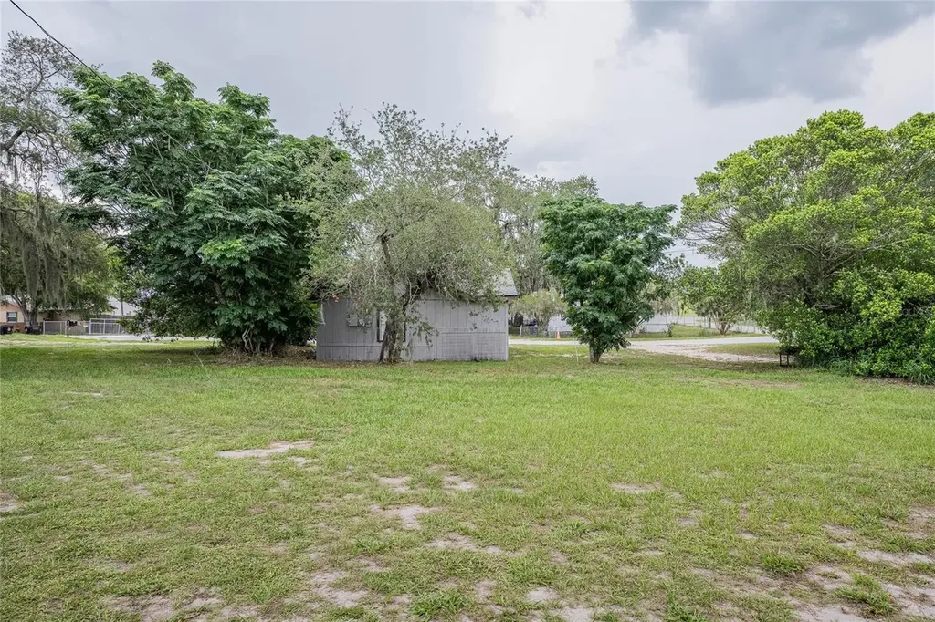 5 North Street Frostproof FL 33843