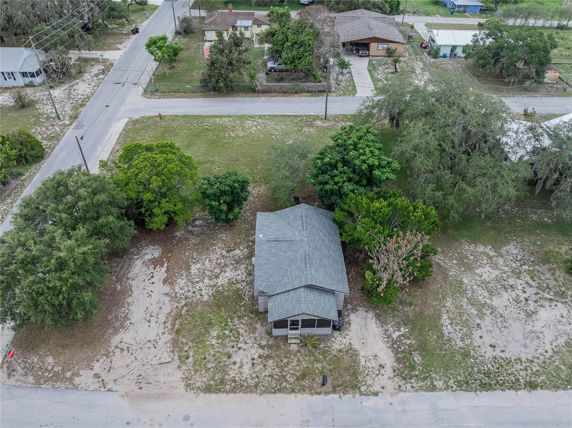 5 North Street Frostproof FL 33843