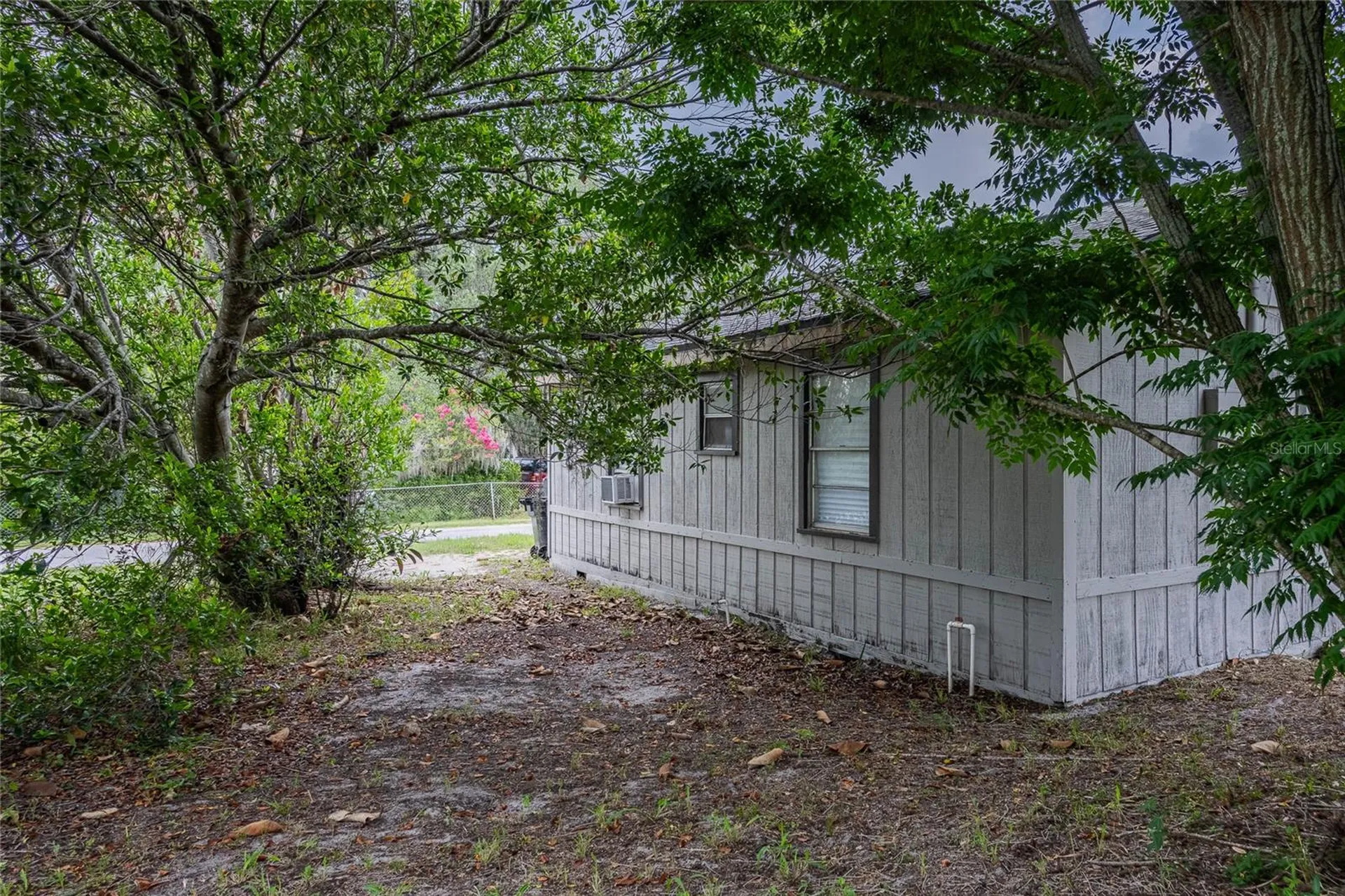 5 North Street Frostproof FL 33843