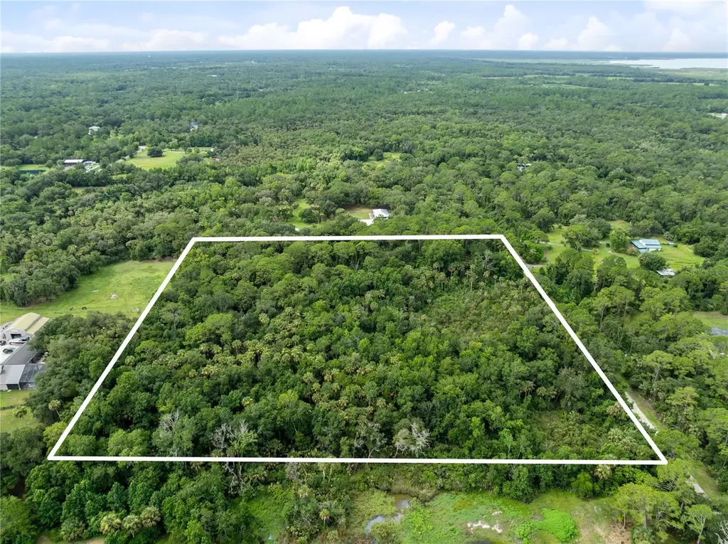 2750 Perch Road Geneva FL 32732