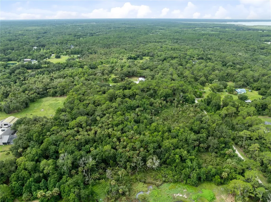2750 Perch Road Geneva FL 32732