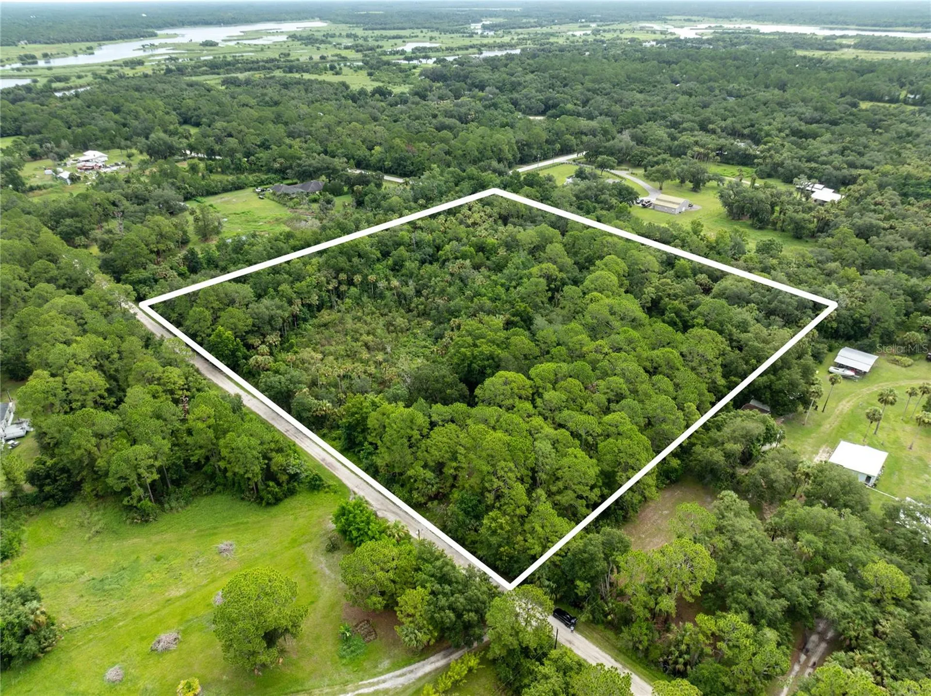 2750 Perch Road Geneva FL 32732