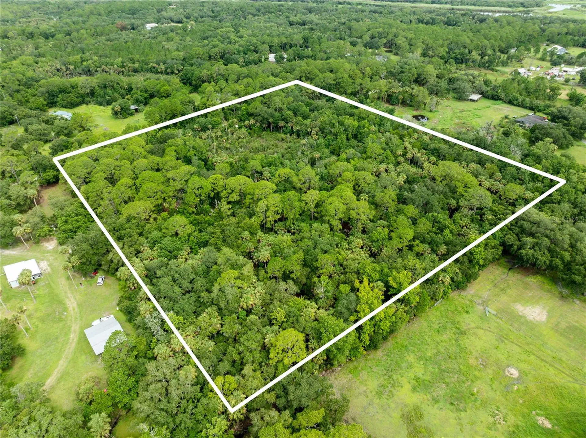 2750 Perch Road Geneva FL 32732