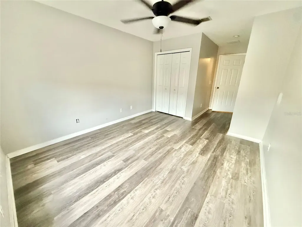609 Cresting Oak Circle Orlando FL 32824
