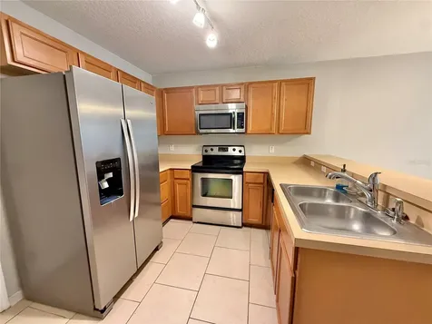 609 Cresting Oak Circle Orlando FL 32824