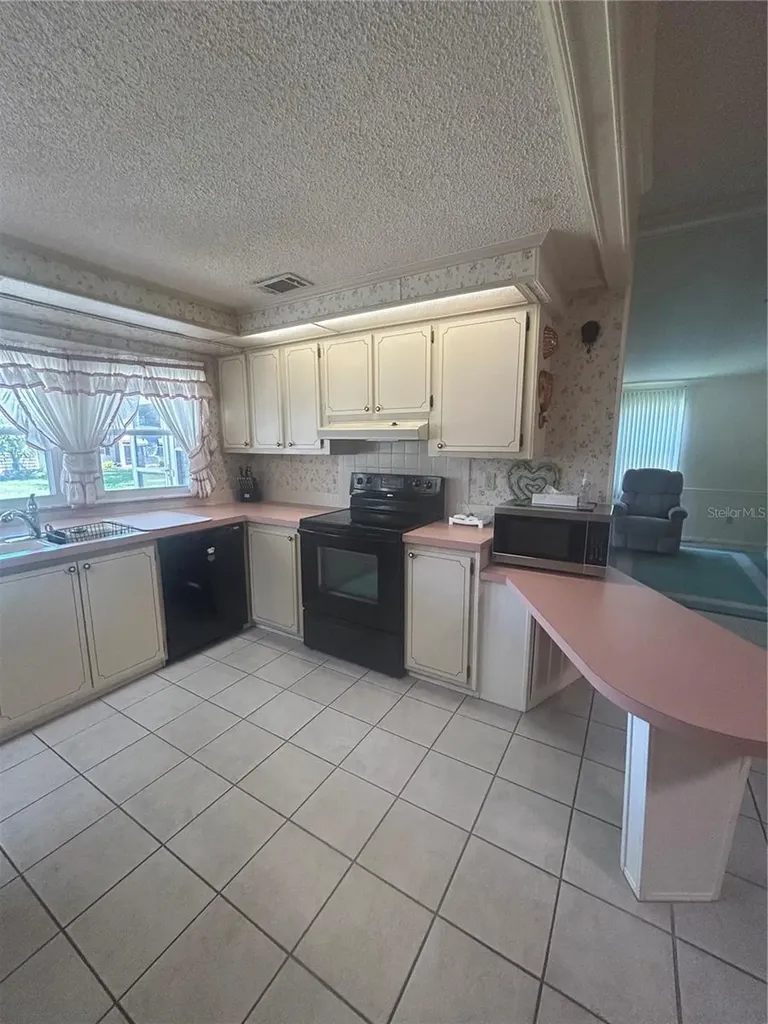 1708 Lilly Lane Lady Lake FL 32159