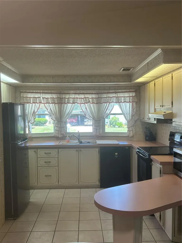 1708 Lilly Lane Lady Lake FL 32159
