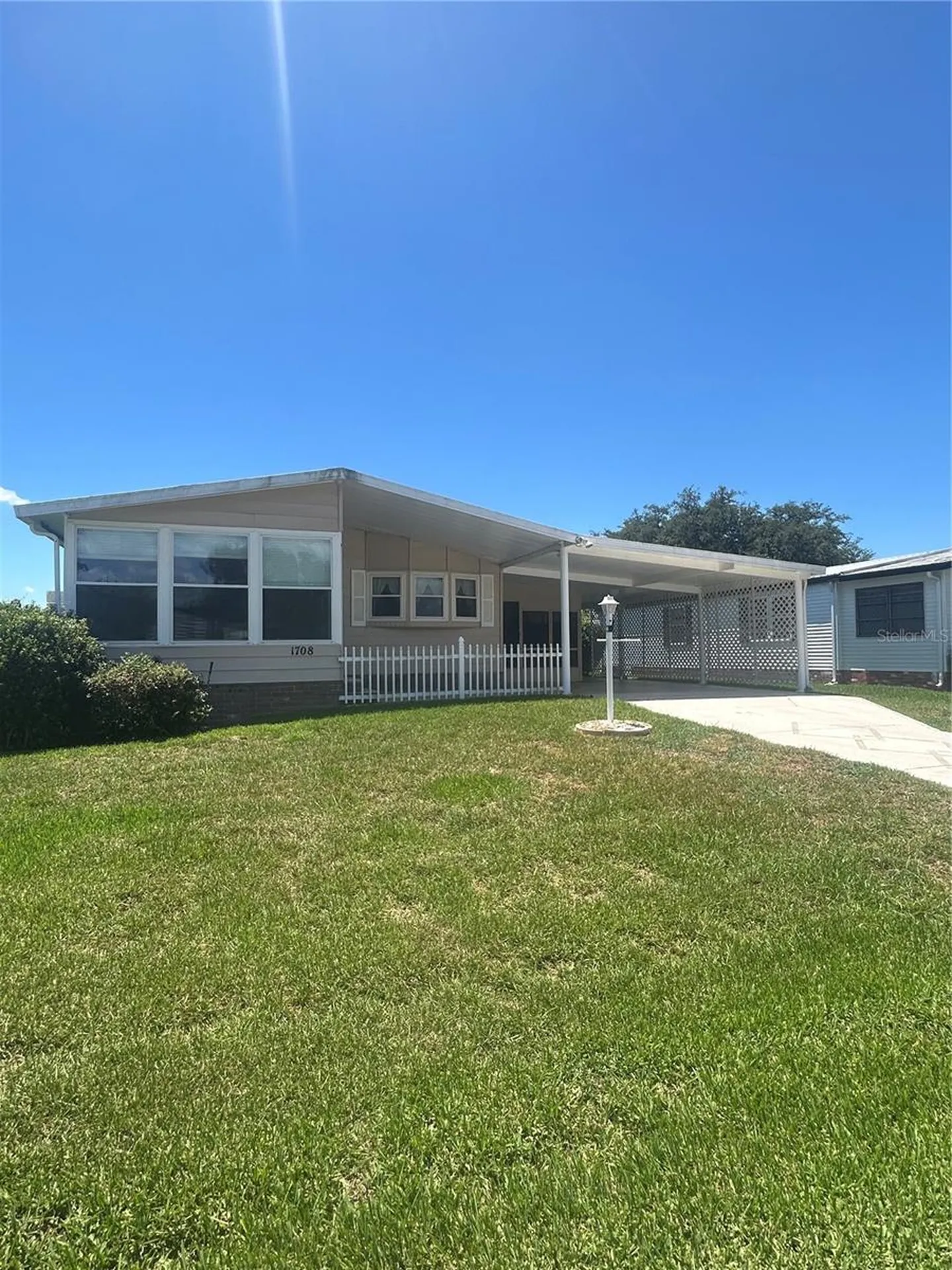 1708 Lilly Lane Lady Lake FL 32159