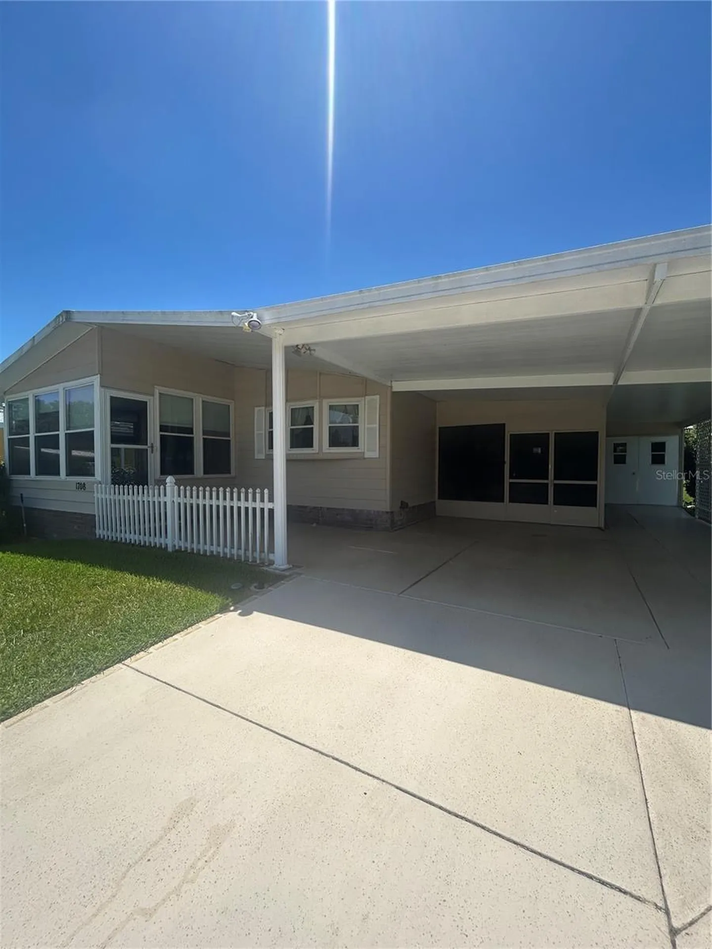 1708 Lilly Lane Lady Lake FL 32159