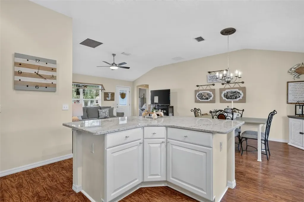 8330 SE 168th Ramsay Street The Villages FL 32162