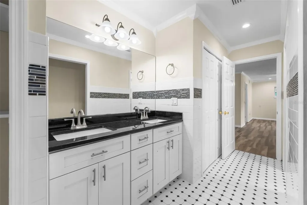 10907 SW 24th Avenue Gainesville FL 32607