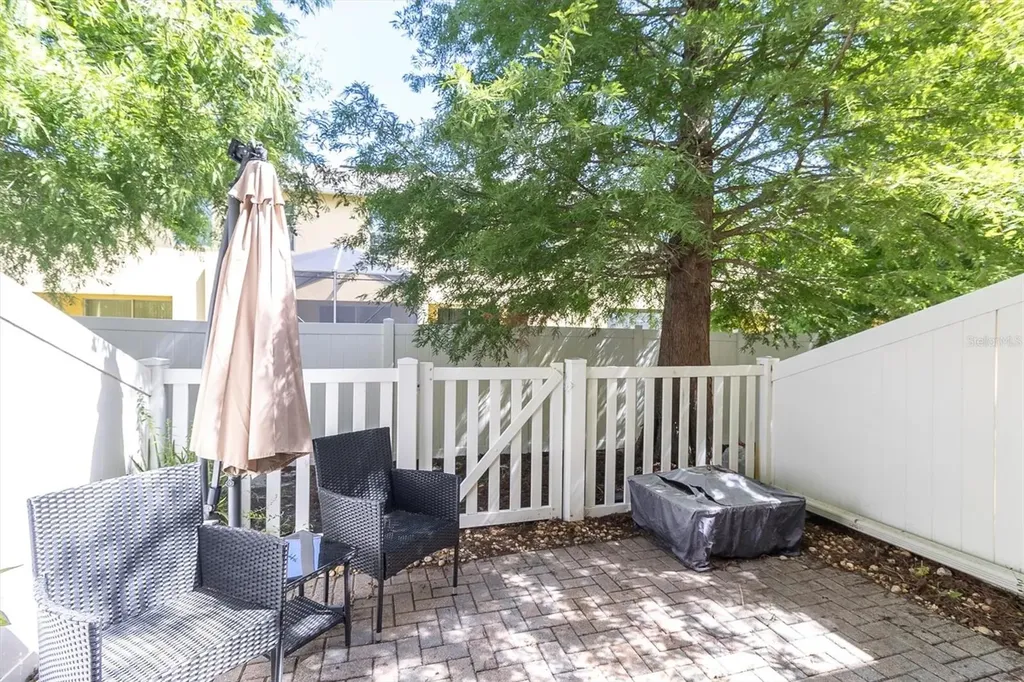 9782 Trumpet Vine Loop Trinity FL 34655