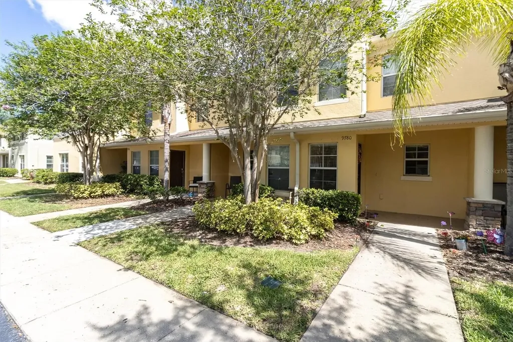 9782 Trumpet Vine Loop Trinity FL 34655