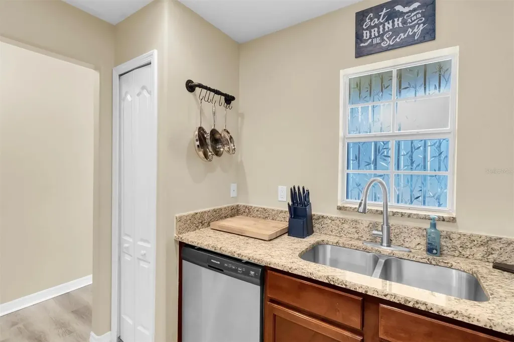 9782 Trumpet Vine Loop Trinity FL 34655