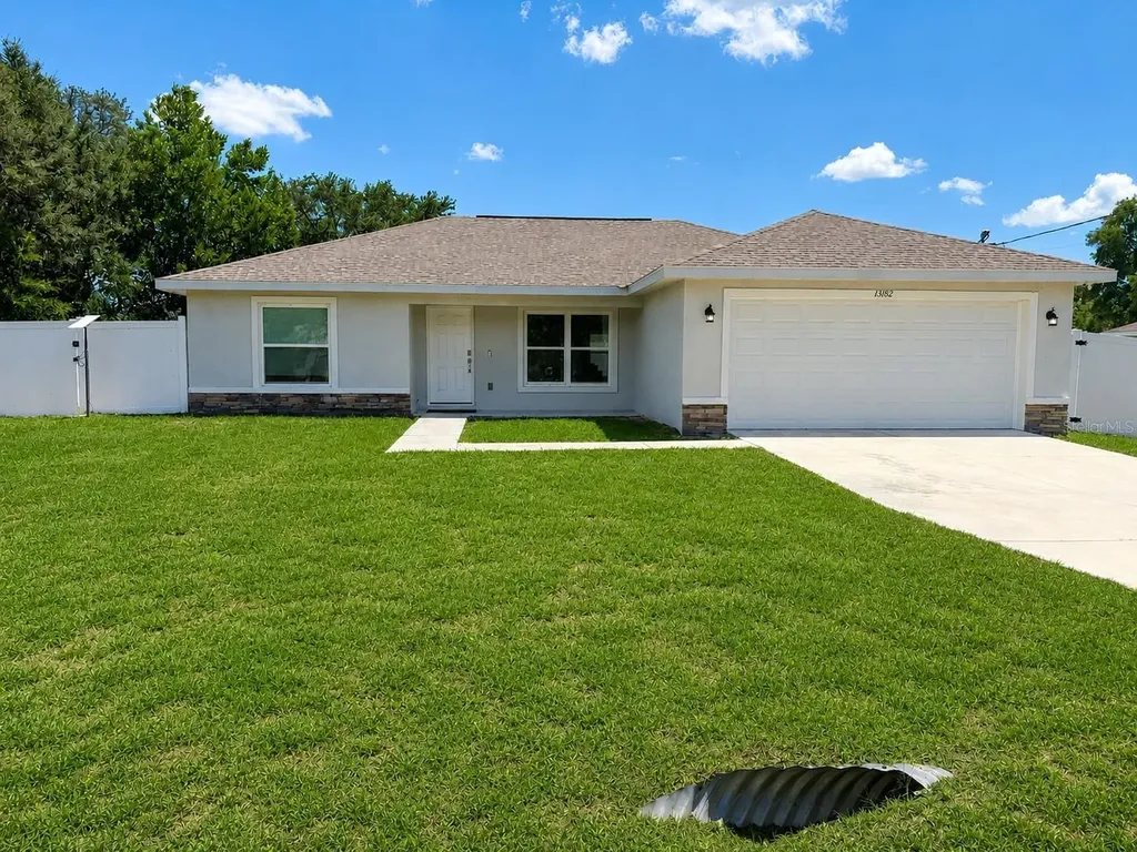 13182 SW 106th Street Dunnellon FL 34432
