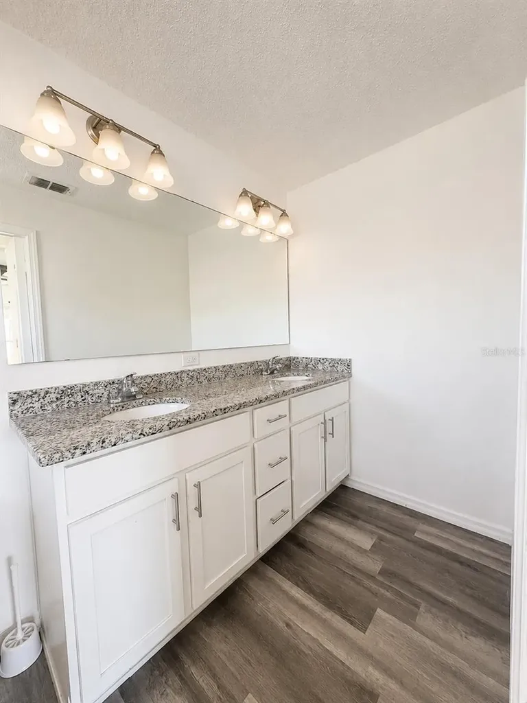 13182 SW 106th Street Dunnellon FL 34432
