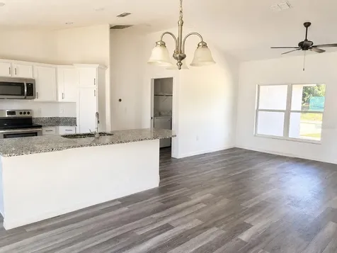 13182 SW 106th Street Dunnellon FL 34432