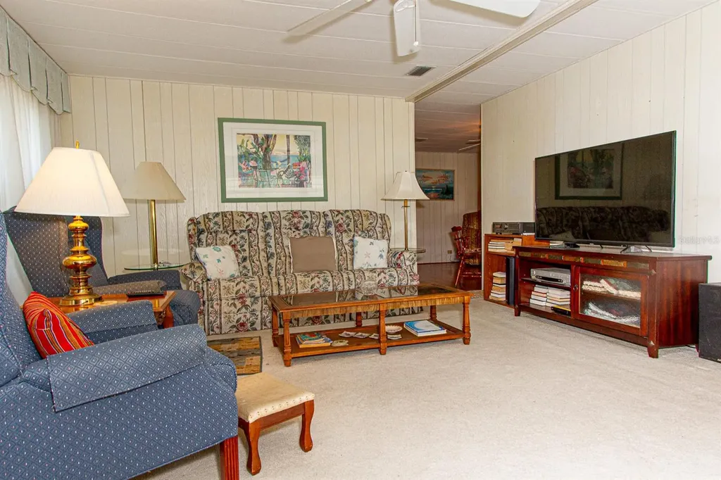26 Hamilton Lane Palm Harbor FL 34684