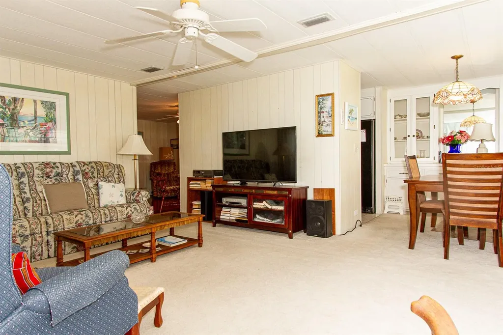 26 Hamilton Lane Palm Harbor FL 34684