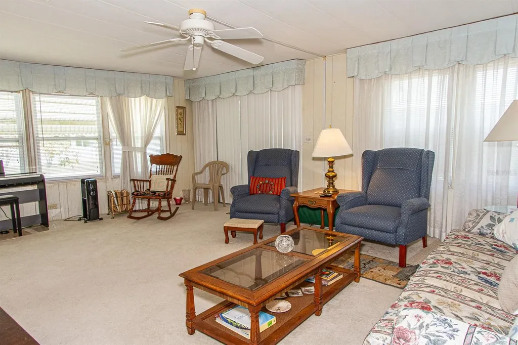 26 Hamilton Lane Palm Harbor FL 34684