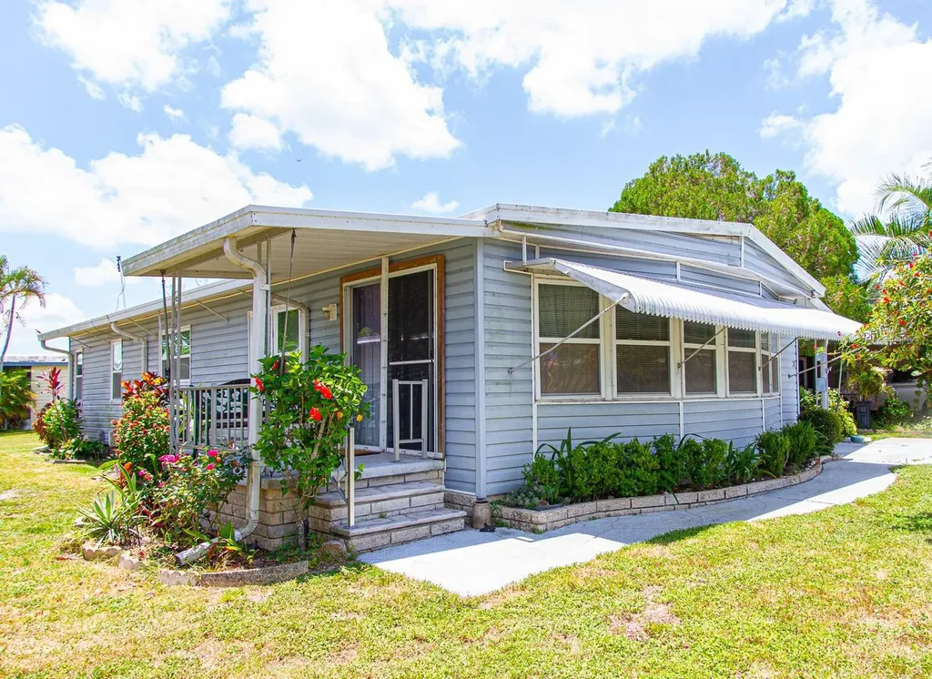 26 Hamilton Lane Palm Harbor FL 34684