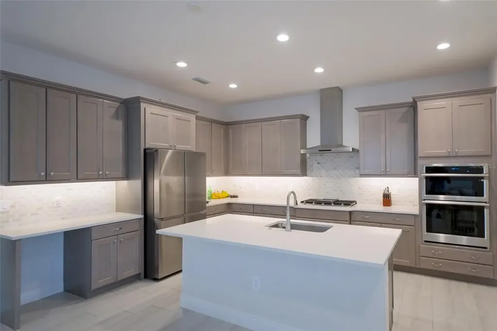 5504 Title Row Drive Bradenton FL 34210