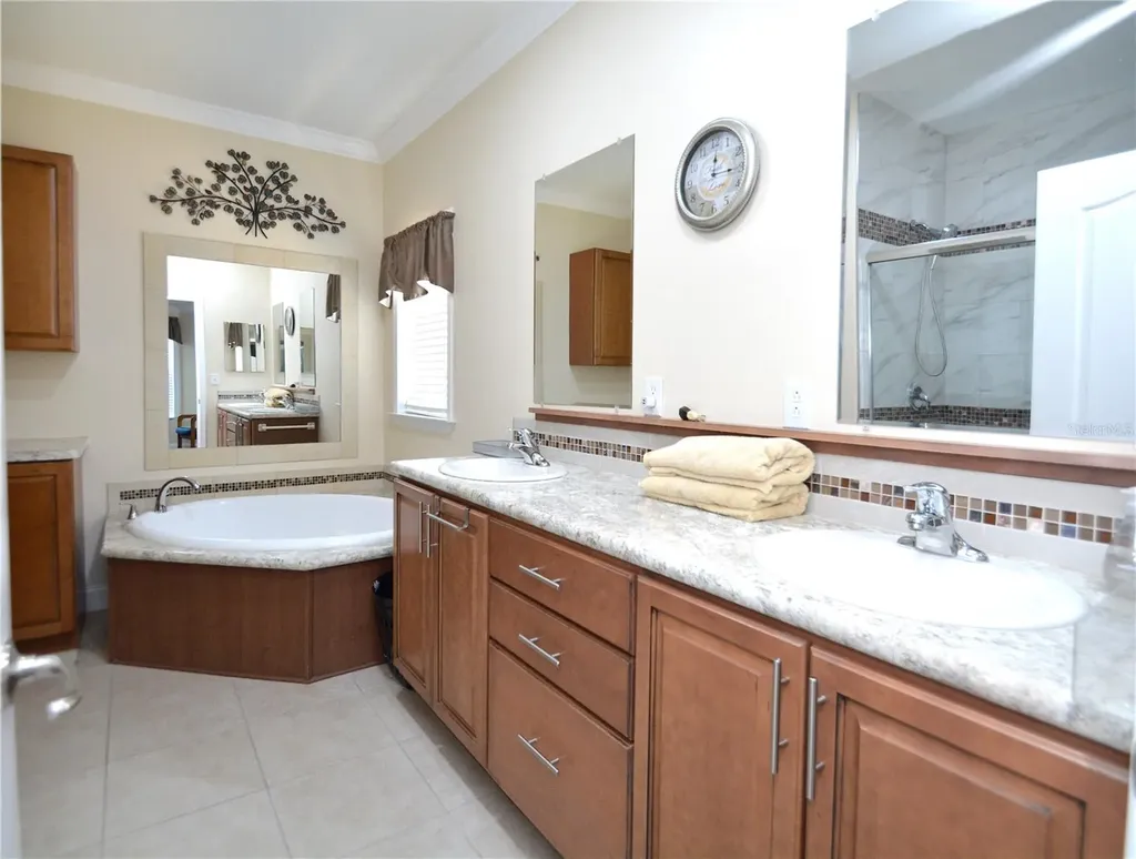 602 Carefree Venice FL 34285