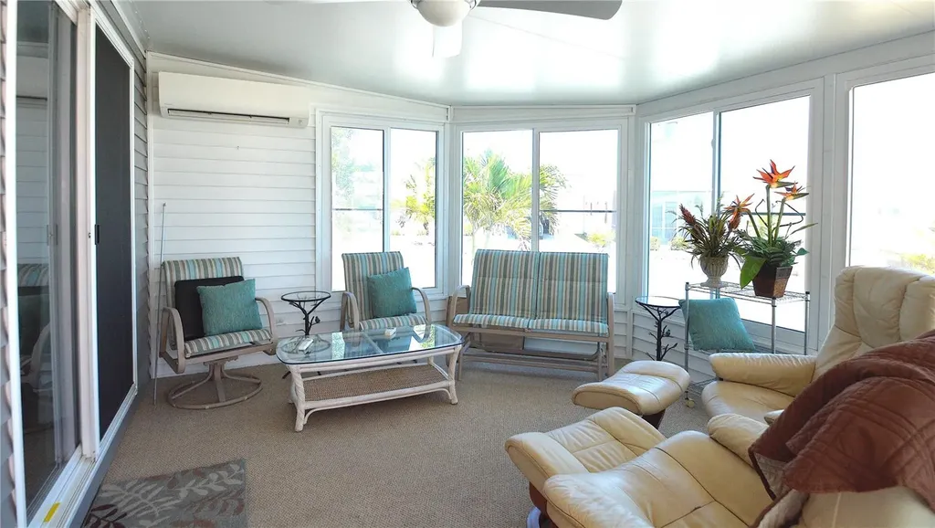 602 Carefree Venice FL 34285