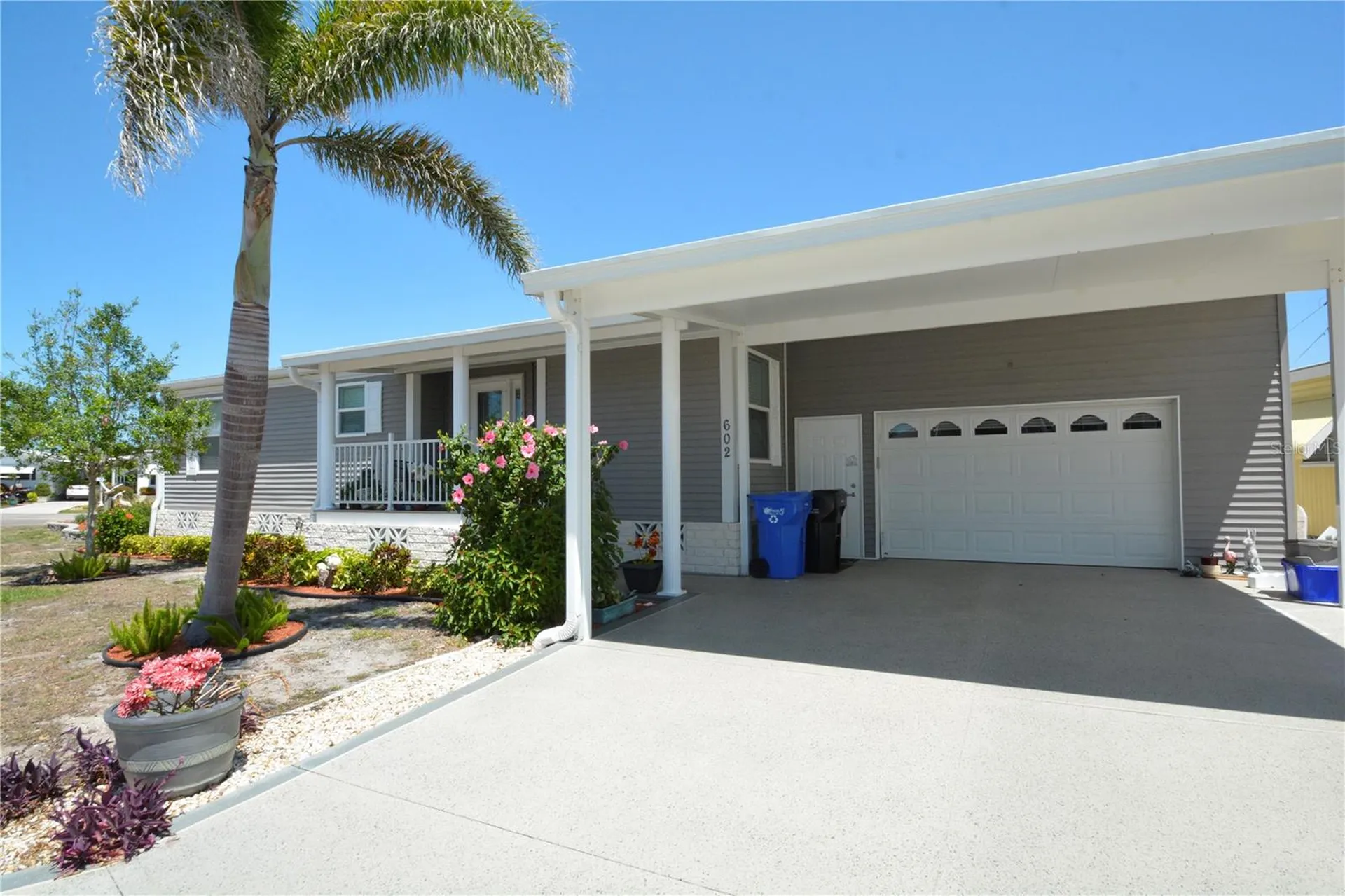 602 Carefree Venice FL 34285