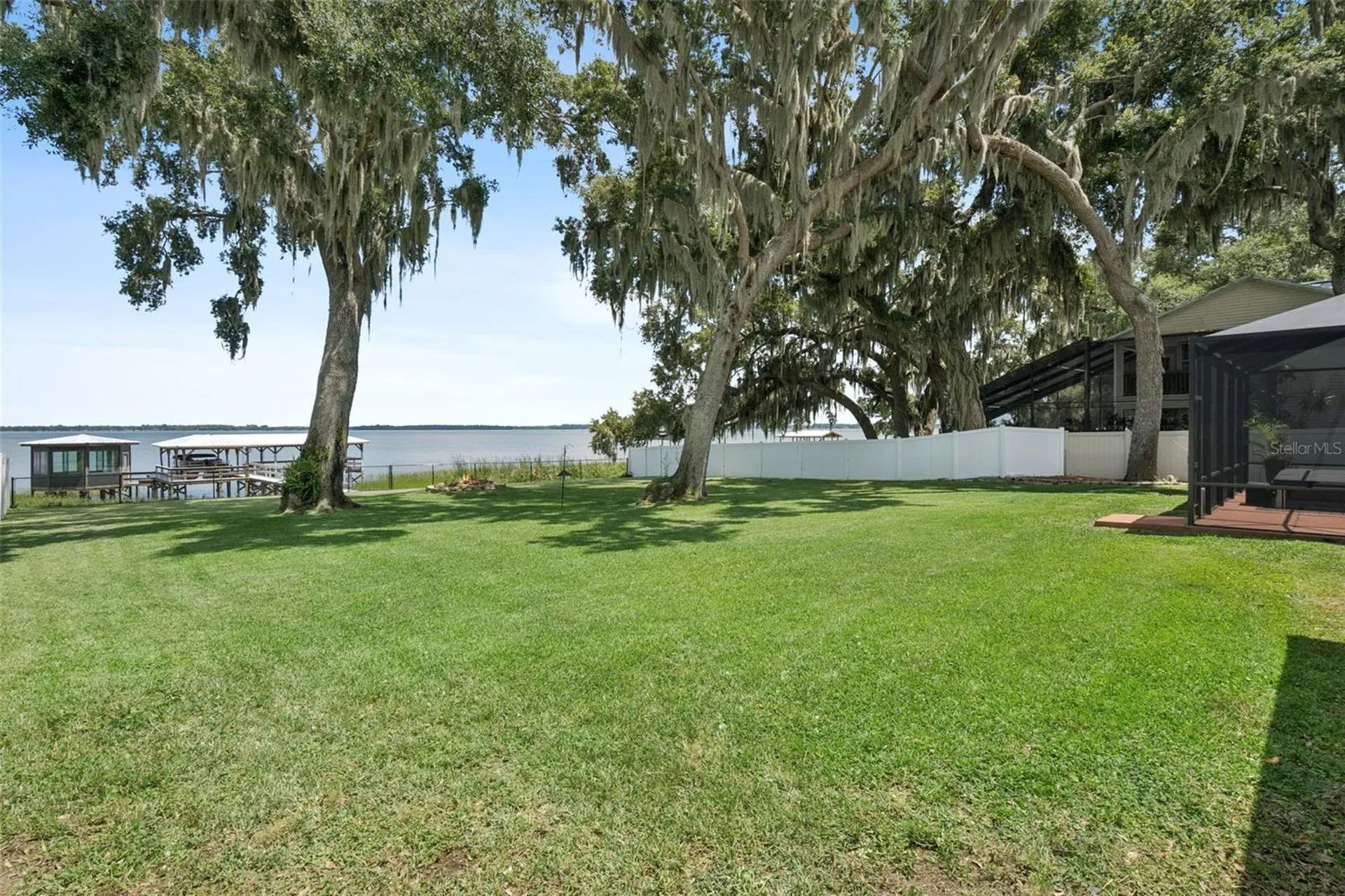 35040 Shady Oaks Lane Fruitland Park FL 34731