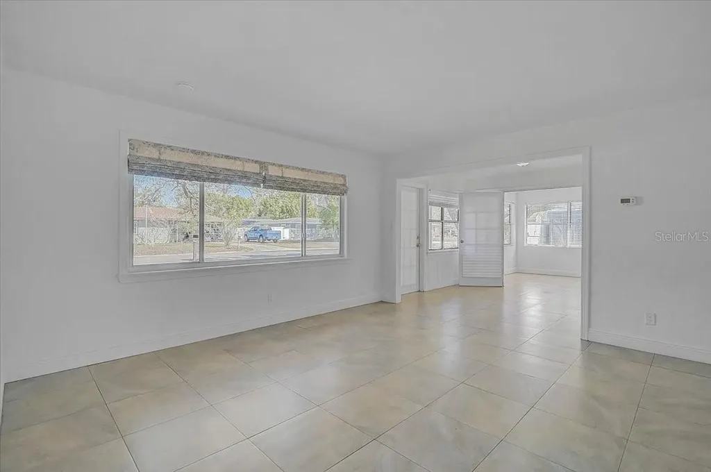 2866 Louise Street Sarasota FL 34237