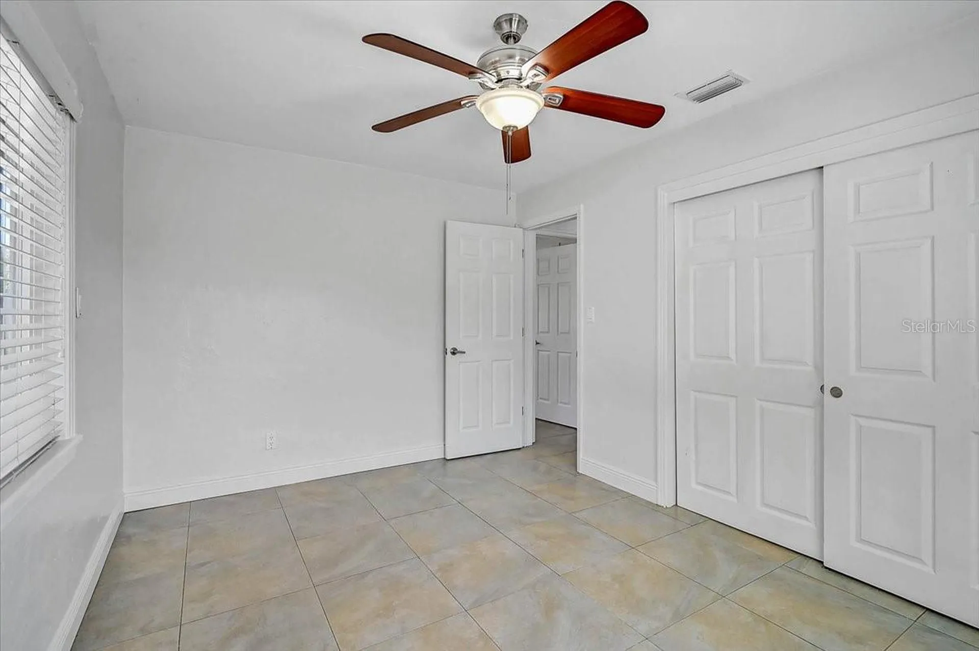2866 Louise Street Sarasota FL 34237