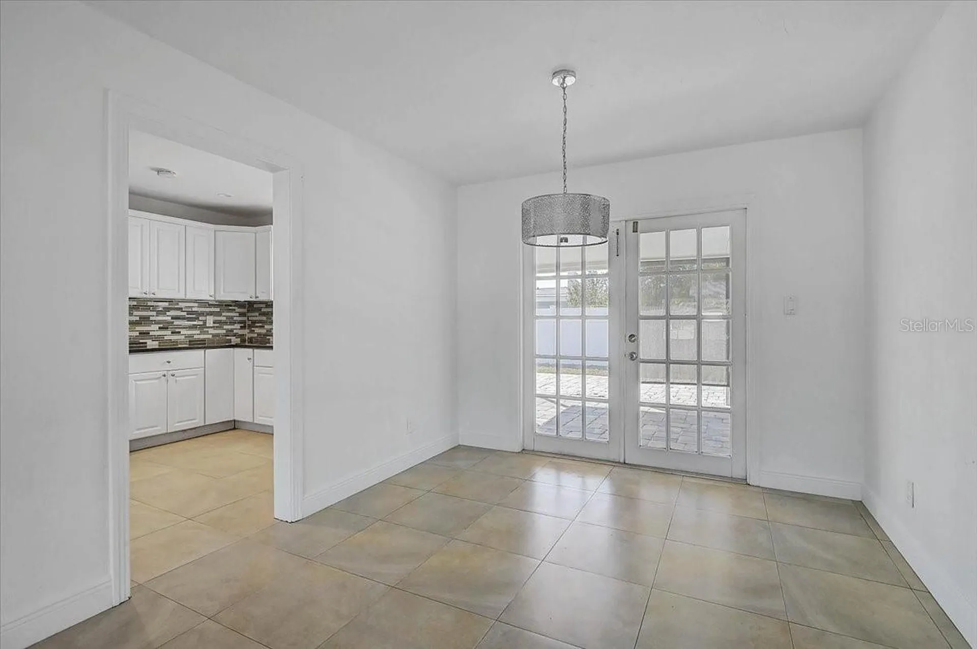 2866 Louise Street Sarasota FL 34237