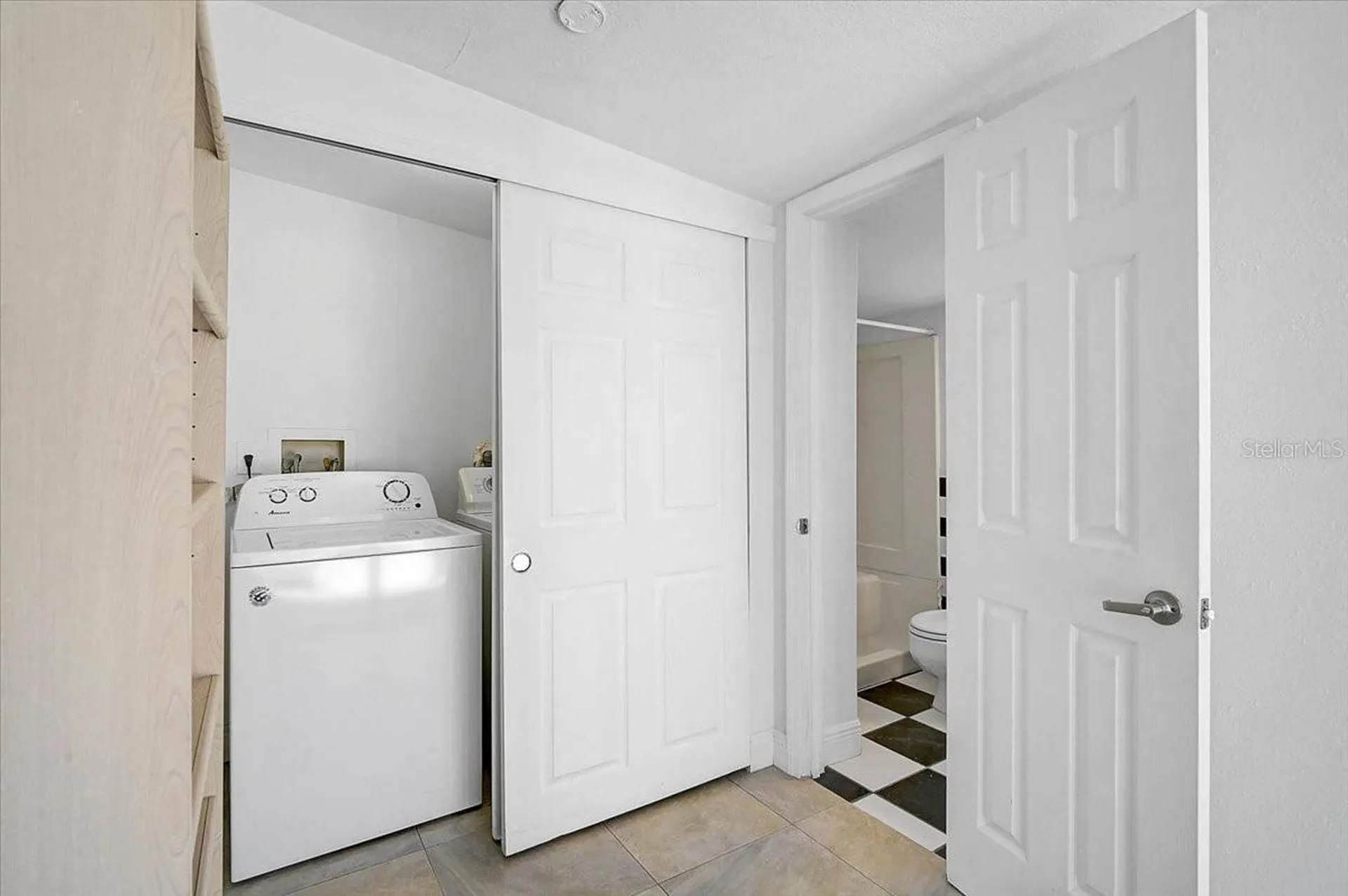 2866 Louise Street Sarasota FL 34237