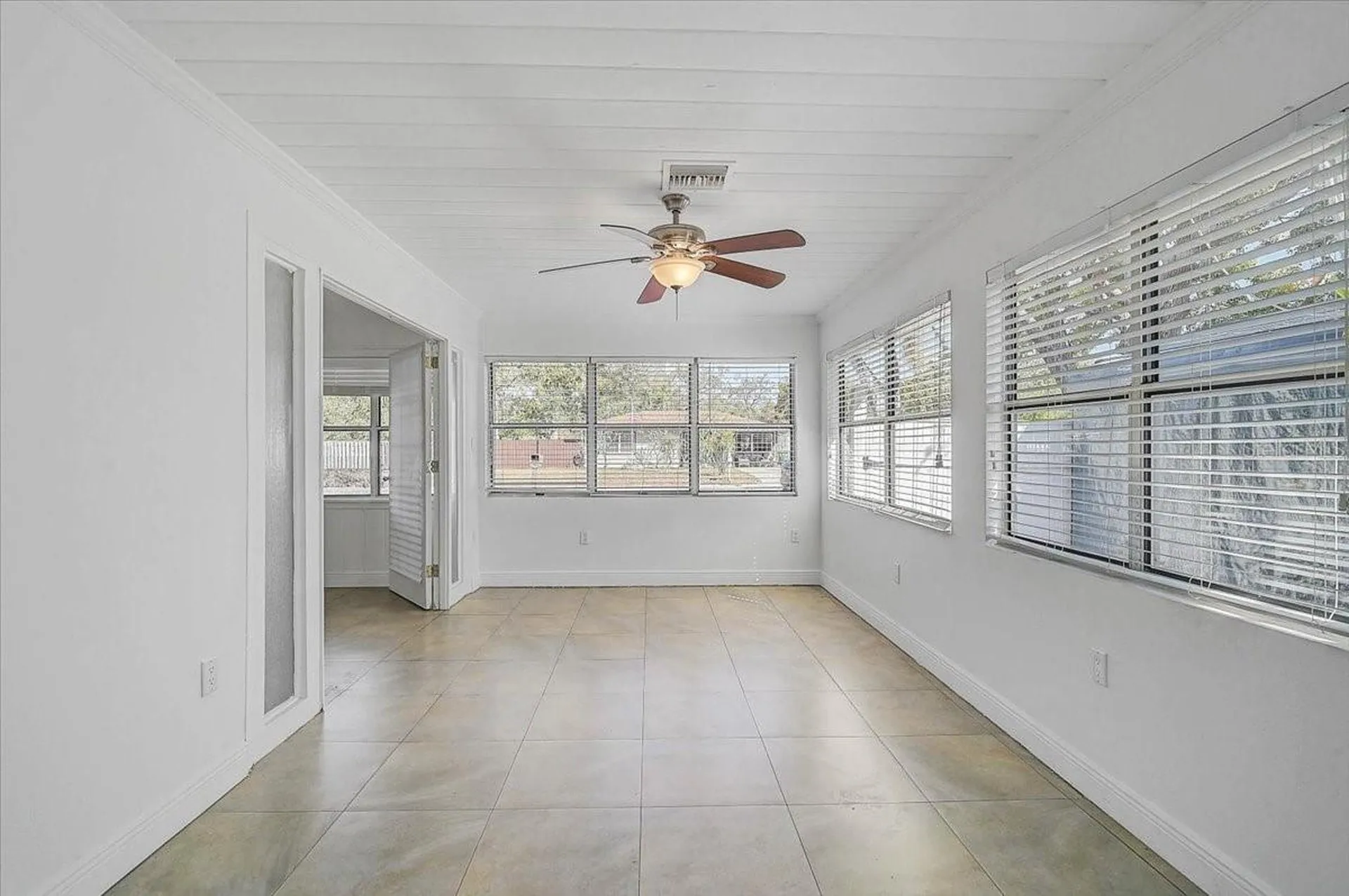 2866 Louise Street Sarasota FL 34237