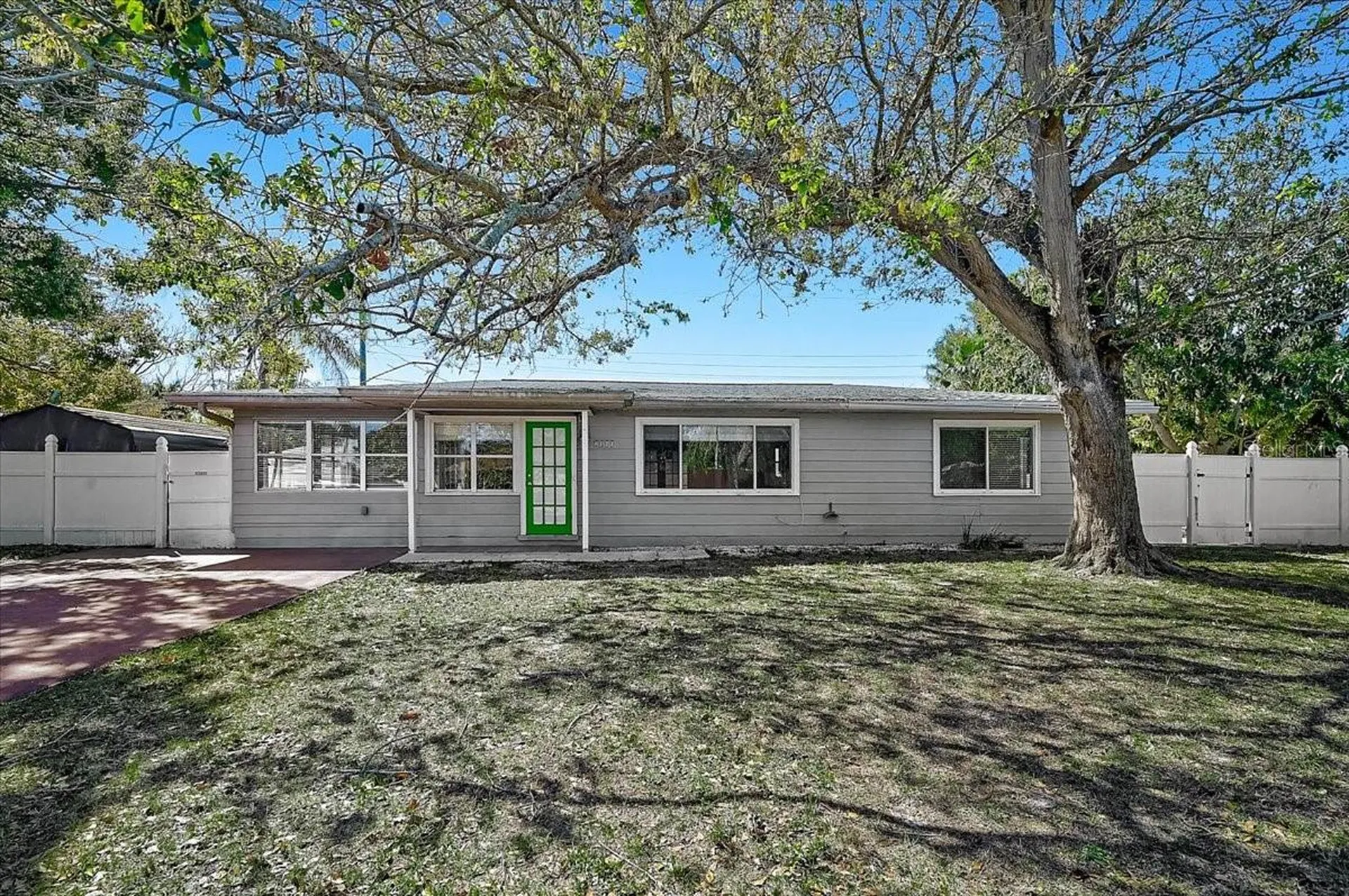 2866 Louise Street Sarasota FL 34237