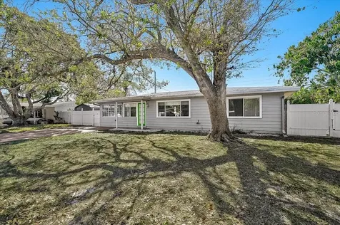 2866 Louise Street Sarasota FL 34237