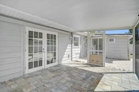 2866 Louise Street Sarasota FL 34237