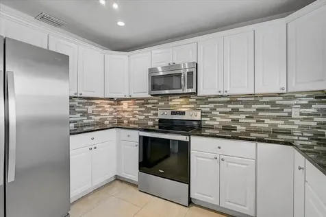 2866 Louise Street Sarasota FL 34237