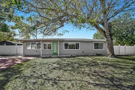 2866 Louise Street Sarasota FL 34237