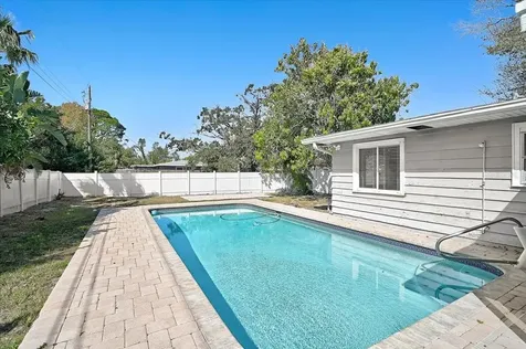 2866 Louise Street Sarasota FL 34237