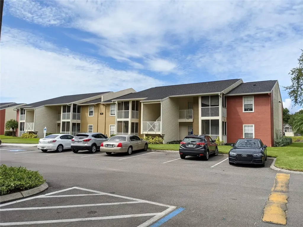 209 Lake Brook Circle Brandon FL 33511