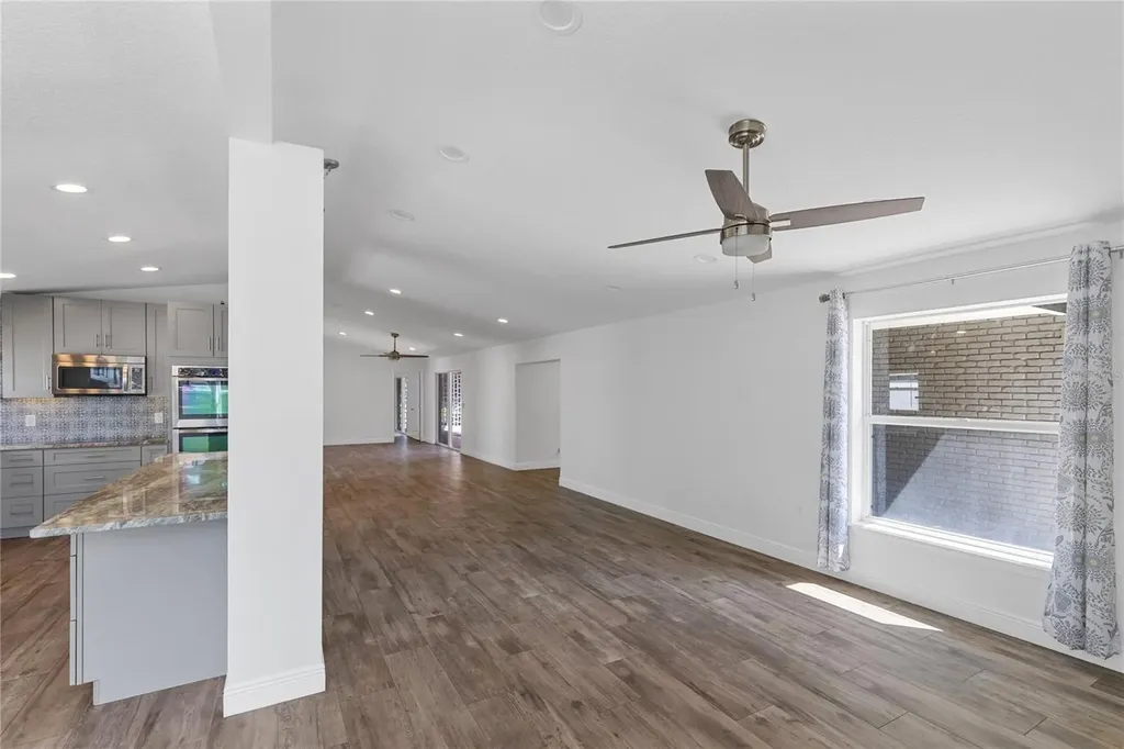 2501 Reef Court Orlando FL 32805
