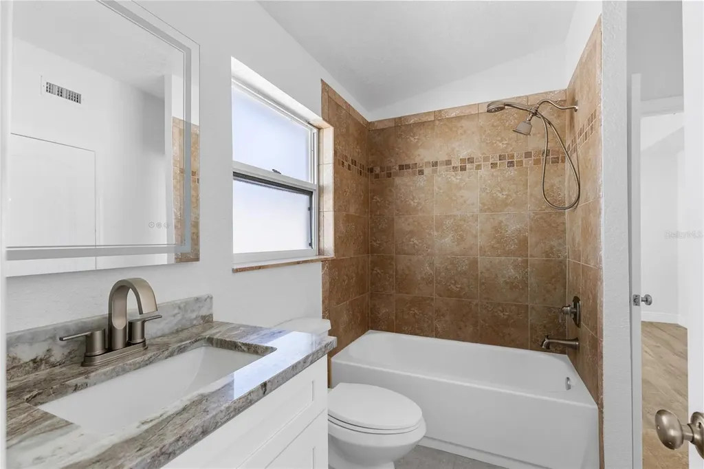2501 Reef Court Orlando FL 32805