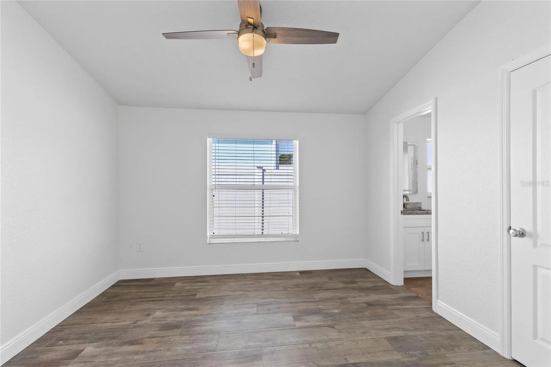 2501 Reef Court Orlando FL 32805
