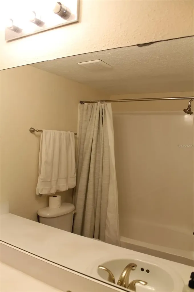 151 Oyster Bay Circle Altamonte Springs FL 32701