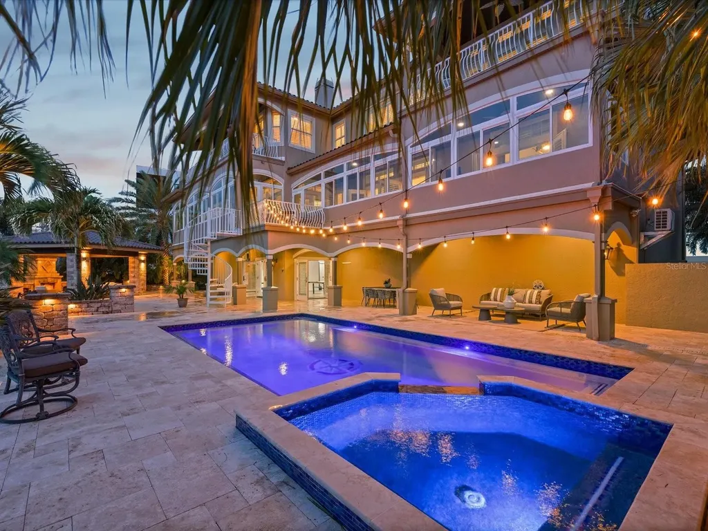 2057 N Pointe Alexis Drive Tarpon Springs FL 34689